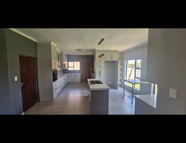 3 BEDROOM HOUSE FOR SALE IN BROOKLANDS LIFESTYLE ESTATE